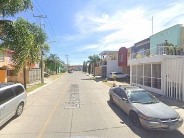 VENTA DE CASA, LAZARO CARDENAS, PARQUES DE TESISTAN, ZAPOPAN JALISCO, REMATE BANCARIO