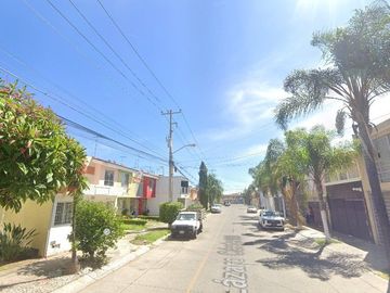 VENTA DE CASA, LAZARO CARDENAS, PARQUES DE TESISTAN, ZAPOPAN JALISCO, REMATE BANCARIO