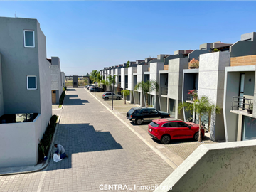 Casa Eco-Residencial en Venta| Cuautlancingo | 3 Recámaras + Roof Garden| Muros Independientes
