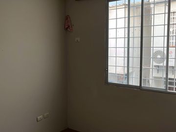Vendo casa de dos plantas en Conjunto Residencial Santorini