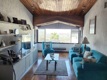 Casa en venta zona San Pedro Garza Garcia Colonial de la Sierra alberca y vista