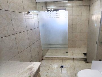 Casa en venta zona San Pedro Garza Garcia Colonial de la Sierra alberca y vista