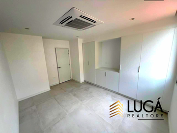 Suite por estrenar frente al mar en venta, cerca al Mall del Pacífico, sector Playa Murciélago, Manta, Ecuador