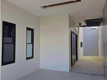 FOR SALE FURNISHED MODERN TWO STOREY HOUSE IN PAMPANGA NEAR SM TELABASTAGAN