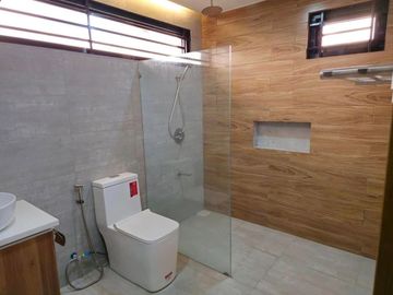 FOR SALE FURNISHED MODERN TWO STOREY HOUSE IN PAMPANGA NEAR SM TELABASTAGAN