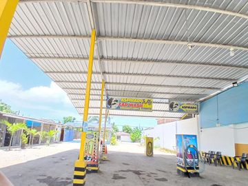 VENTA NEGOCIO DE MODERNA LAVADORA, SANTA ELENA