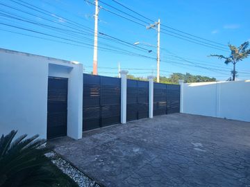 Vive o Invierte en Ciudad Caucel – Casa en Venta sobre Avenida Principal