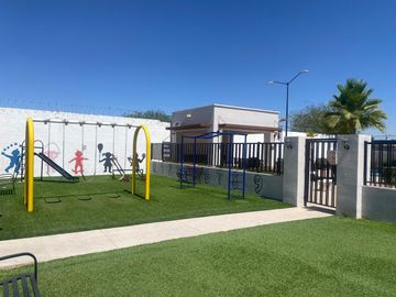 CASA EN VENTA, ACCESO CONTROLADO, NORPONIENTE, AREA COMUN CON ALBERCA