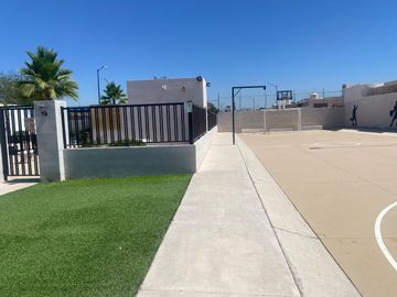 CASA EN VENTA, ACCESO CONTROLADO, NORPONIENTE, AREA COMUN CON ALBERCA
