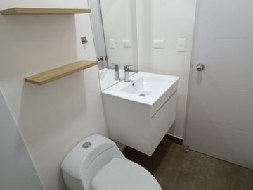 📣Se alquila Departamento con 3 dormitorio dentro Edificio Moderno (áreas comunes))