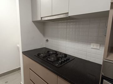 📣Se alquila Departamento con 3 dormitorio dentro Edificio Moderno (áreas comunes))