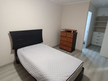 📣Se alquila Departamento con 3 dormitorio dentro Edificio Moderno (áreas comunes))