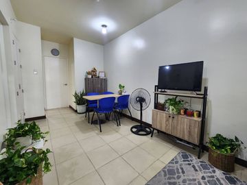 Brixton Place 2BR Two Bedroom with Parking near BGC FOR SALE WC202