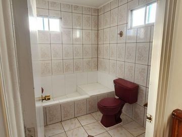 Se vende hermosa casa en el Bosque San Carlos, La Serena