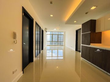 FOR SALE: HIGH-FLOOR UNIT located at West Gallery Place, BGC, Taguig City
