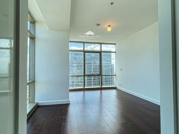 FOR SALE: HIGH-FLOOR UNIT located at West Gallery Place, BGC, Taguig City