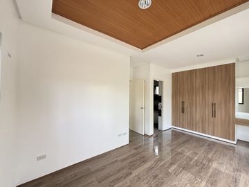 Modern 4-Bedroom Home in The Grand Parkplace Village, Imus – Move-In Ready!