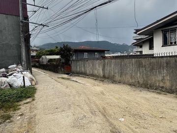 House and Lot for Sale with Spacious Car Parking in Pico, La Trinidad