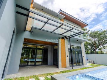 5BR HOUSE & LOT; MANILA SOUTHWOODS; CARMONA, CAVITE - FOR SALE