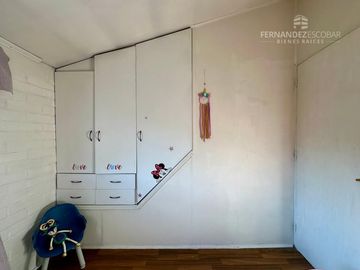 SAN FELIPE - VENDE CASA DE DOS PISOS 2D 1B 2E VILLA LA ESTANCIA