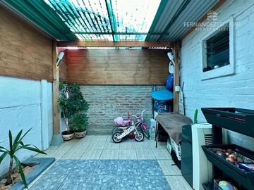 SAN FELIPE - VENDE CASA DE DOS PISOS 2D 1B 2E VILLA LA ESTANCIA