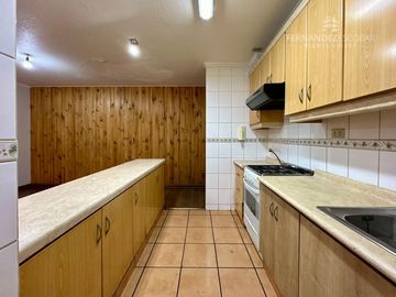 LOS ANDES - VENDE DEPTO 2D 2B 1E - COND. JACARANDA