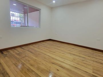 VENTA DE CASA DOS DEPARTAMENTOS GUALACEO
