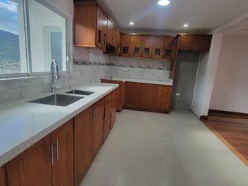 VENTA DE CASA DOS DEPARTAMENTOS GUALACEO