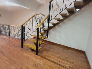 VENTA DE CASA DOS DEPARTAMENTOS GUALACEO