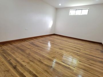 VENTA DE CASA DOS DEPARTAMENTOS GUALACEO