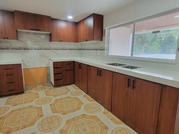 VENTA DE CASA DOS DEPARTAMENTOS GUALACEO