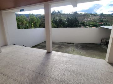 VENTA DE CASA DOS DEPARTAMENTOS GUALACEO