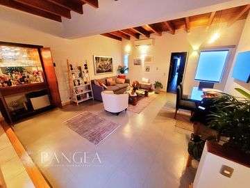Exclusivo Duplex Frente a Parque y Terraza: a Una Cuadras de Monte Umbroso
