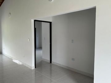 SE VENDE CABAÑA CHINACOTA