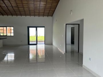 SE VENDE CABAÑA CHINACOTA