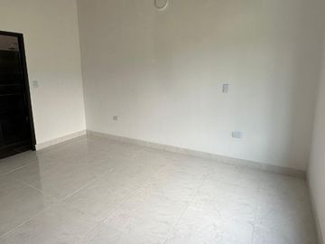 SE VENDE CABAÑA CHINACOTA