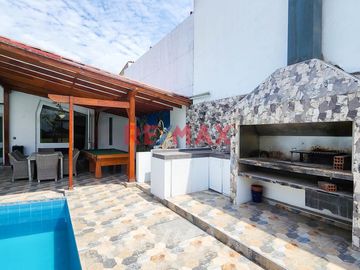 Se Alquila Amplia Casa De Lujo Con Piscina En La Molina