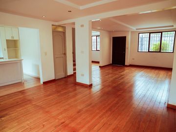 Casa en Venta, en Urbanización, Sector Eucaliptos