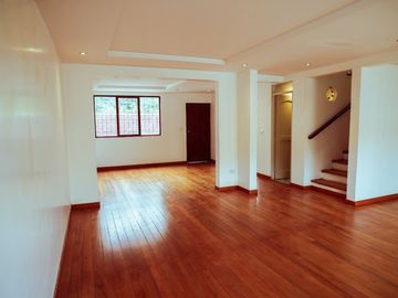 Casa en Venta, en Urbanización, Sector Eucaliptos