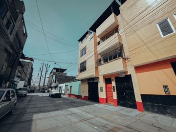 Se Vende Terreno A Cuadras Del Mercado Caqueta, San Martin de Porres.