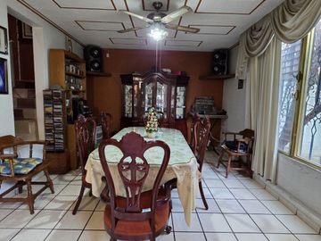 Casa en venta en Las Reynas