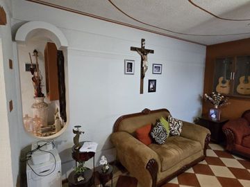 Casa en venta en Las Reynas