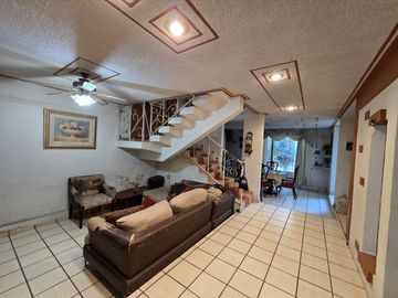 Casa en venta en Las Reynas