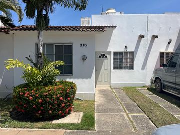 Casa en Venta en Las Ceibas Nayarit
