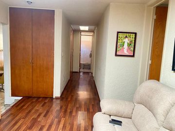 SE VENDE CASA EN LAS VILLAS CON SEGURIDAD - EN PASEOS DE LAS PALMAS INTERLOMAS