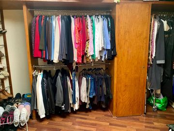 SE VENDE CASA EN LAS VILLAS CON SEGURIDAD - EN PASEOS DE LAS PALMAS INTERLOMAS