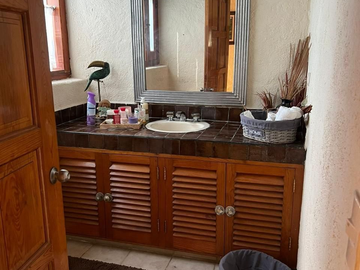 CASA EN VENTA EN AVANDARO A DOS AGUAS ESTILO VALLESANO