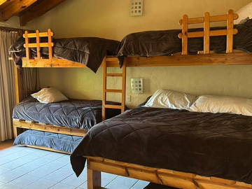 CASA EN VENTA EN AVANDARO A DOS AGUAS ESTILO VALLESANO