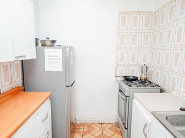 SE VENDE CASA EN PSJE TENO.