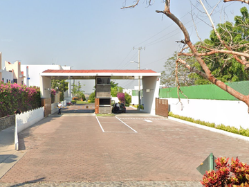 CASA DE RECUPERACIÓN BANCARIA EN CDA DE LOS CEDROS, COL.COLINAS DE SANTA FE, XOCHITEPEC, MORELOS. ¡NO SE ACEPTAN CRÉDITOS!